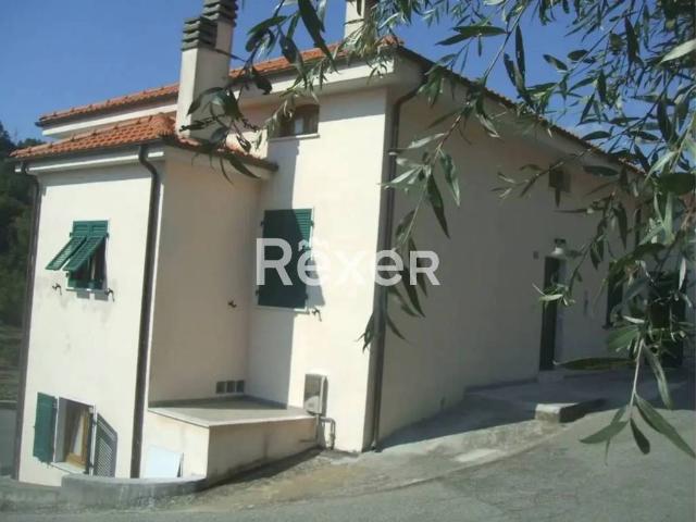 Villa Indipendente in vendita a Borghetto Di Vara, Liguria