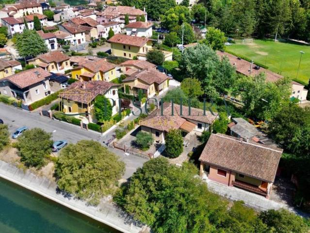 Villa Indipendente in vendita a Borghetto, Valeggio Sul Mincio
