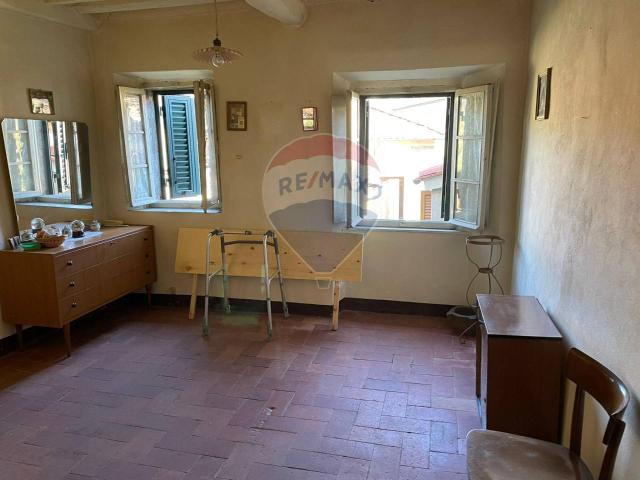 Villa Indipendente in vendita a Unione dei comuni Media Valle del Serchio, Borgo A Mozzano