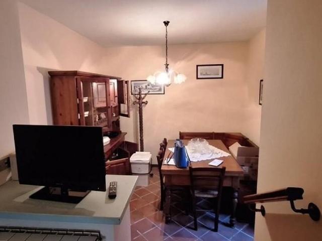 Villa Indipendente in vendita a Cune, Borgo A Mozzano