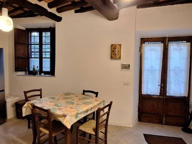 Villa Indipendente in vendita a Unione dei comuni Media Valle del Serchio, Borgo A Mozzano