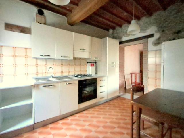 Villa Indipendente in vendita a Unione dei comuni Media Valle del Serchio, Borgo A Mozzano