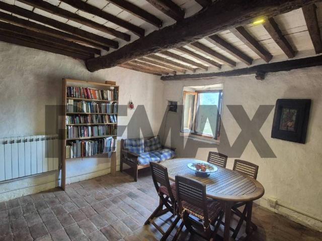 Villa Indipendente in vendita a Unione dei comuni Media Valle del Serchio, Borgo A Mozzano
