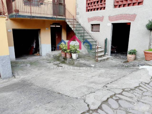 Villa Indipendente in vendita a Unione dei comuni Media Valle del Serchio, Borgo A Mozzano