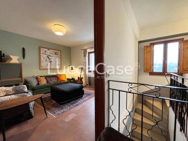 Villa Indipendente in vendita a Unione dei comuni Media Valle del Serchio, Borgo A Mozzano