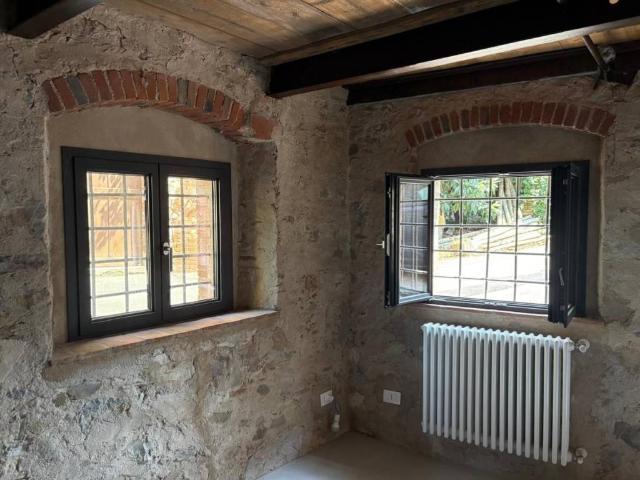 Villa Indipendente in vendita a Unione dei comuni Media Valle del Serchio, Borgo A Mozzano