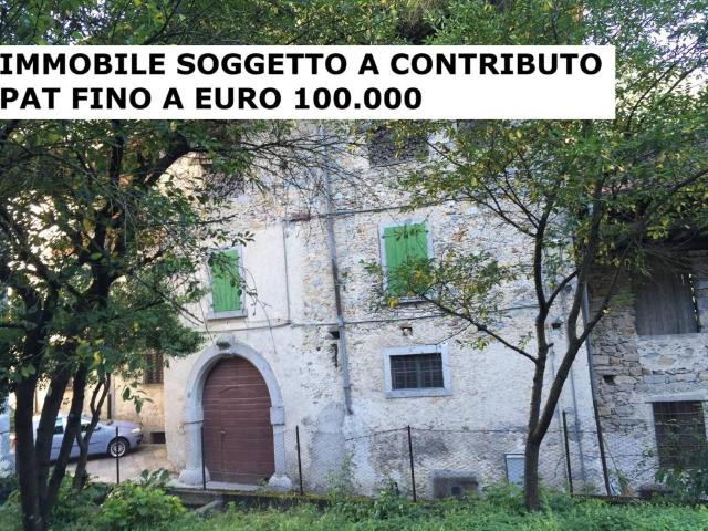 Villa Indipendente in vendita a Comunità delle Giudicarie, Cimego