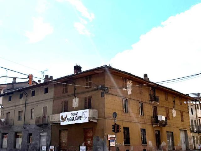 Villa Indipendente in vendita a Piemonte, Vercelli