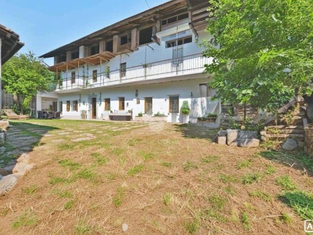 Villa Indipendente in vendita a Piemonte, Vercelli