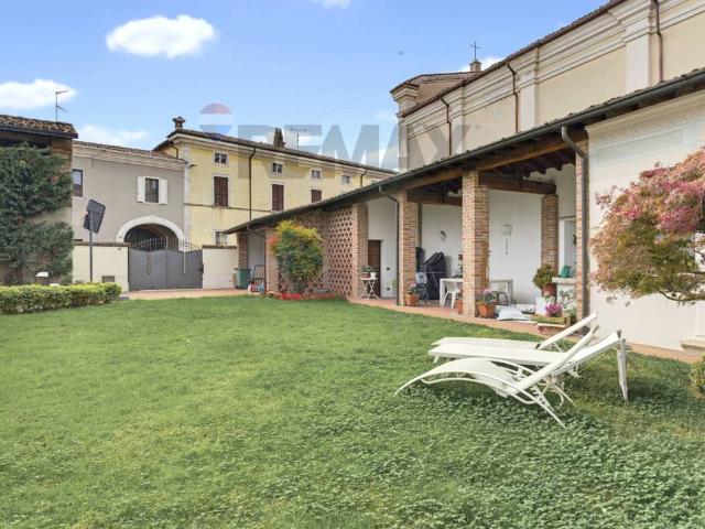 Villa Indipendente in vendita a Borgo San Giacomo, Brescia