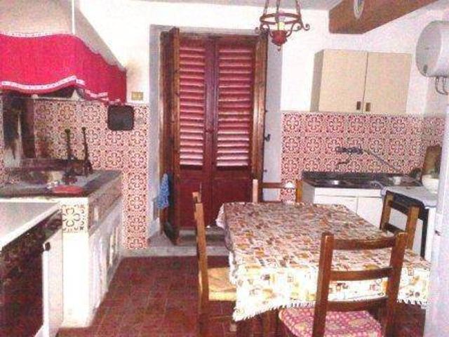 Villa Indipendente in vendita a Borgo San Lorenzo, Toscana