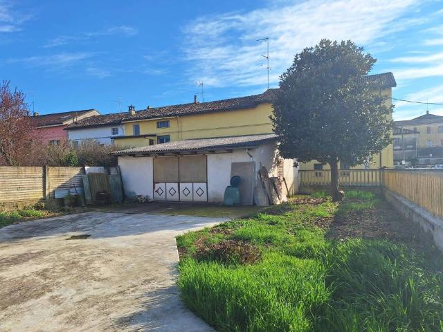 Villa Indipendente in vendita a Piemonte, Alessandria