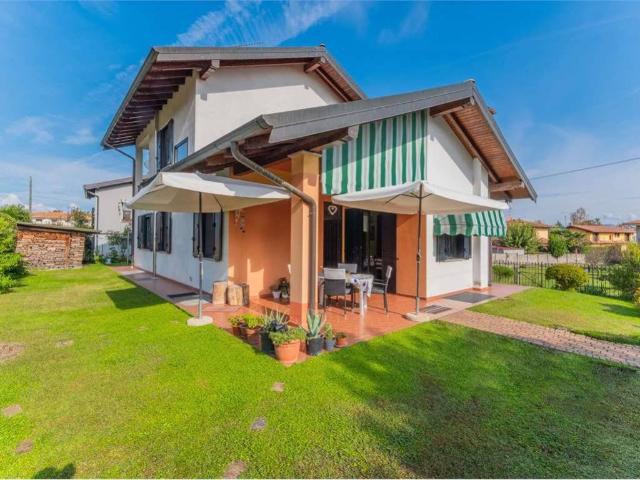 Villa Indipendente in vendita a Campagnola, Piemonte
