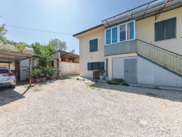 Villa Indipendente in vendita a Nuovo Circondario Imolese, Borgo Tossignano