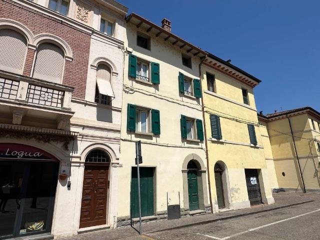 Villa Indipendente in vendita a Nuovo Circondario Imolese, Borgo Tossignano