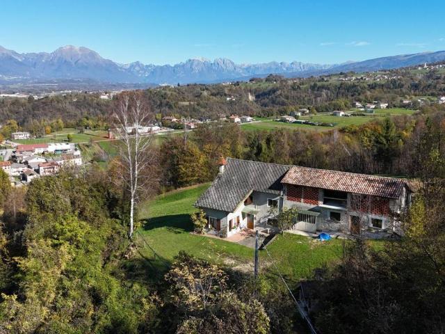 Villa Indipendente in vendita a Borgo Valbelluna, Villa Di Villa