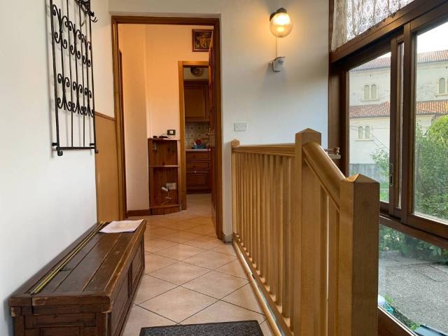 Villa Indipendente in vendita a Borgo Valbelluna, Villa Di Villa