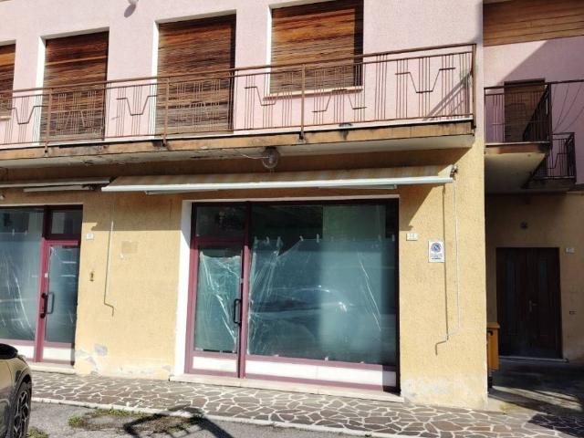Villa Indipendente in vendita a Borgo Valbelluna, Mel