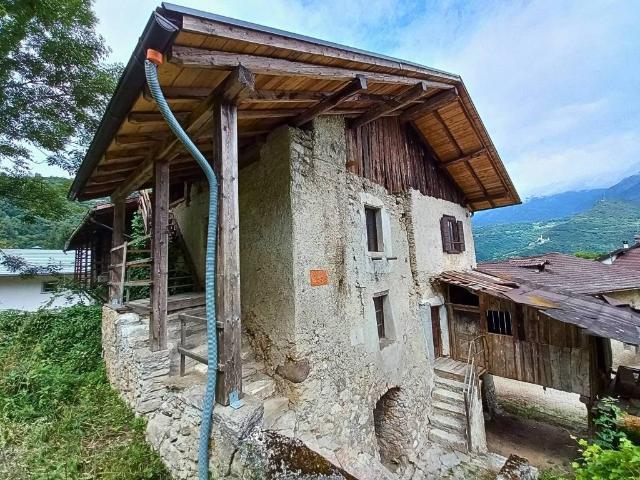 Villa Indipendente in vendita a Comunità Valsugana e Tesino, Borgo Valsugana