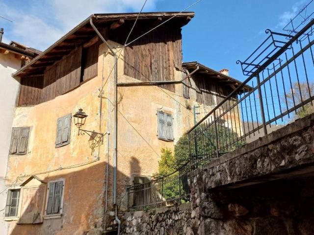 Villa Indipendente in vendita a Comunità Valsugana e Tesino, Borgo Valsugana