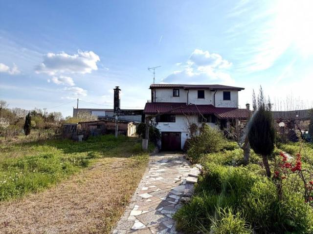 Villa Indipendente in vendita a Borgo Veneto, Saletto