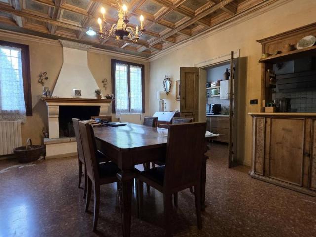 Villa Indipendente in vendita a Borgo Veneto, Santa Margherita D'adige
