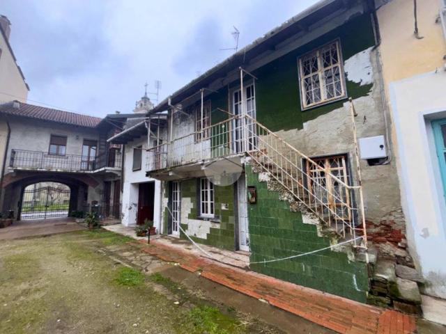 Villa Indipendente in vendita a Piemonte, Vercelli