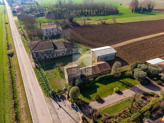 Villa Indipendente in vendita a Borgo Virgilio, Lombardia
