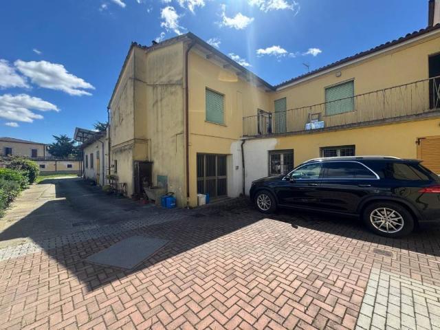 Villa Indipendente in vendita a Borgo Virgilio, Lombardia