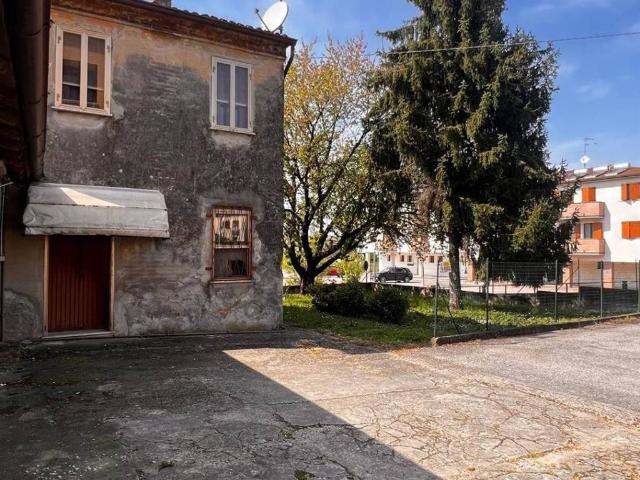 Villa Indipendente in vendita a Borgo Virgilio, Lombardia