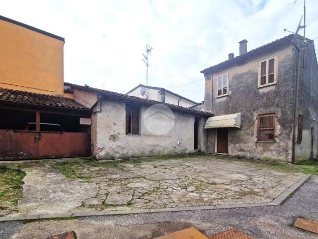 Villa Indipendente in vendita a Borgo Virgilio, Lombardia