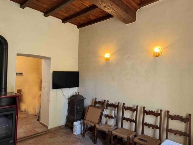 Villa Indipendente in vendita a Borgolavezzaro, Novara