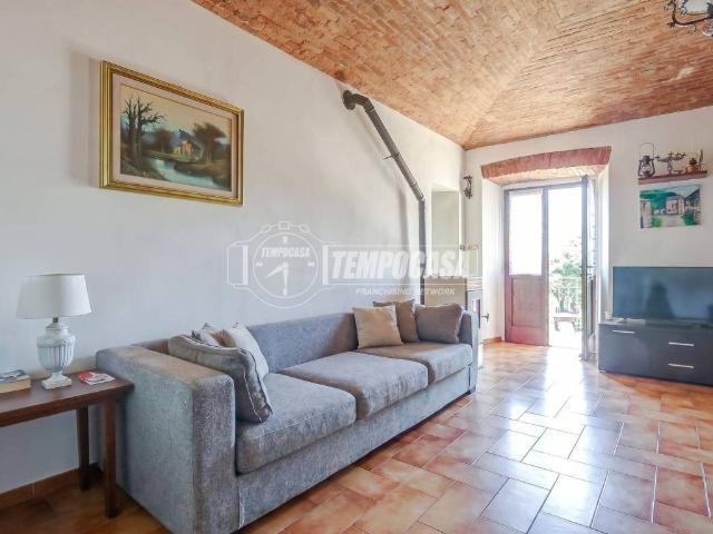 Villa Indipendente in vendita a Santa Cristina, Piemonte