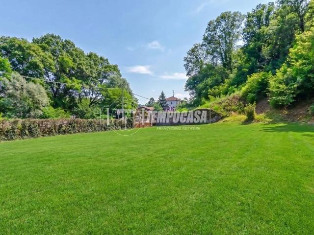 Villa Indipendente in vendita a Canuggioni, Piemonte