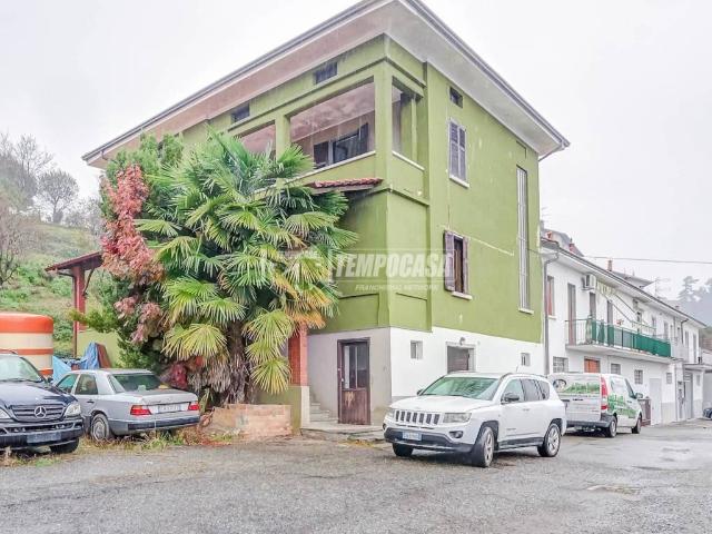 Villa Indipendente in vendita a Santo Stefano, Piemonte