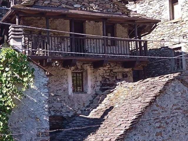 Villa Indipendente in vendita a Bannio Anzino, Piemonte