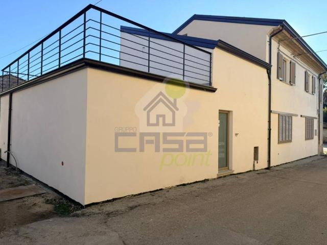 Villa Indipendente in vendita a Borgonovo Val Tidone, Reggio Emilia
