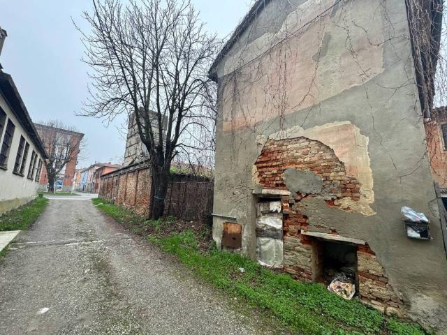 Villa Indipendente in vendita a Mulino del Follo, Borgonovo Val Tidone