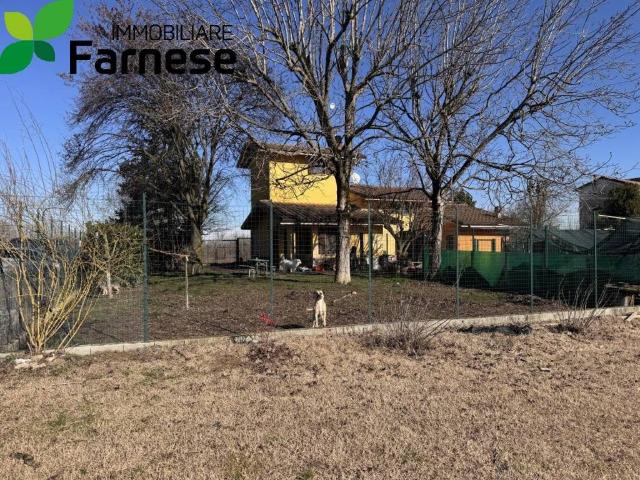 Villa Indipendente in vendita a Borgonovo Val Tidone, Reggio Emilia