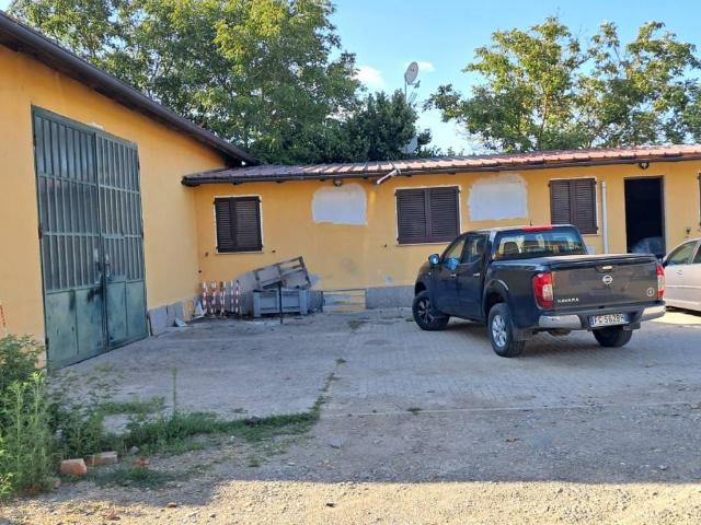 Villa Indipendente in vendita a Piemonte, Alessandria