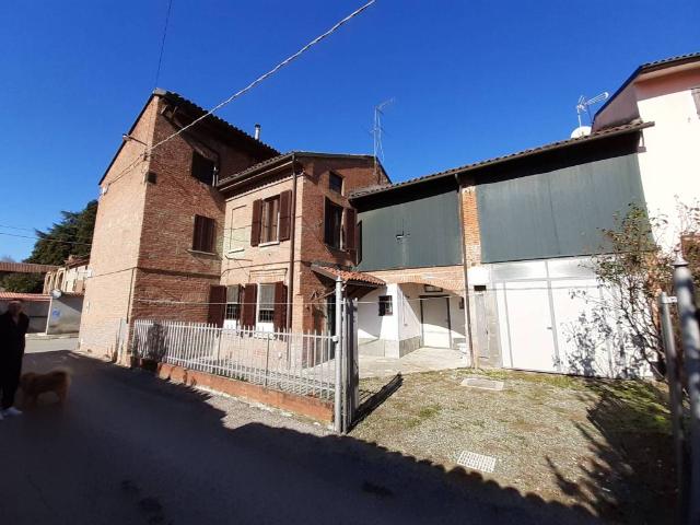 Villa Indipendente in vendita a Piemonte, Alessandria