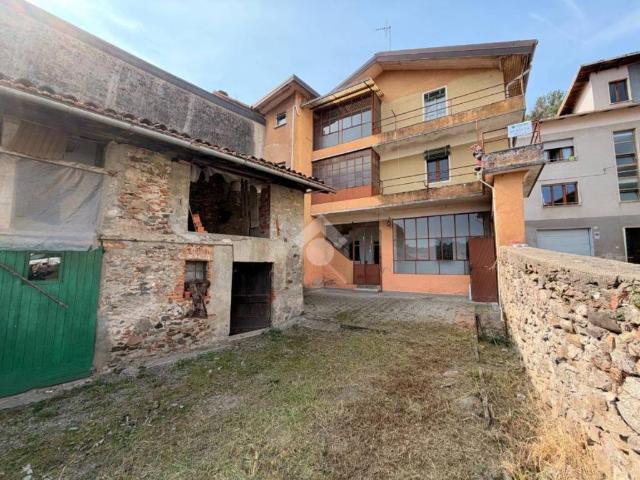 Villa Indipendente in vendita a Agnona, Borgosesia
