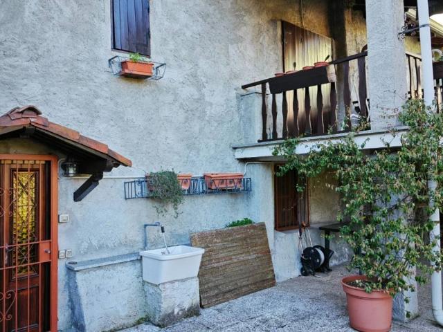 Villa Indipendente in vendita a Cellio con Breia, Piemonte