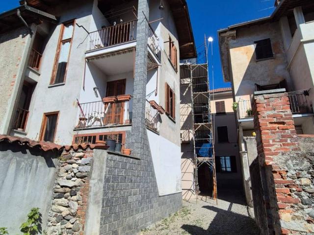 Villa Indipendente in vendita a Cellio con Breia, Piemonte