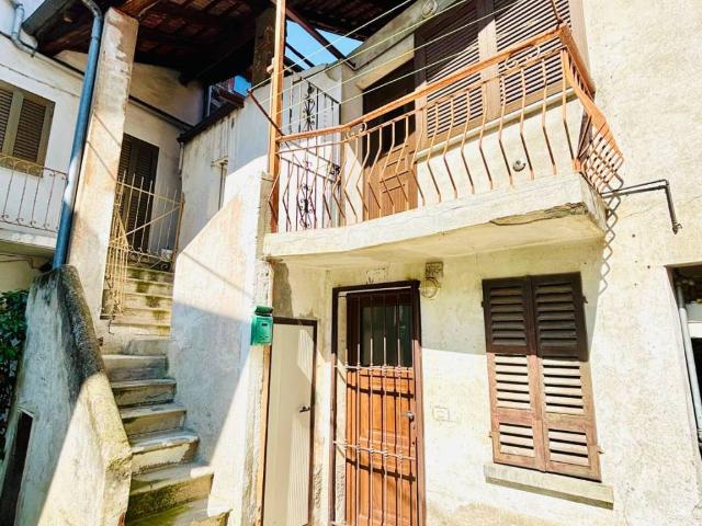 Villa Indipendente in vendita a Cellio con Breia, Piemonte