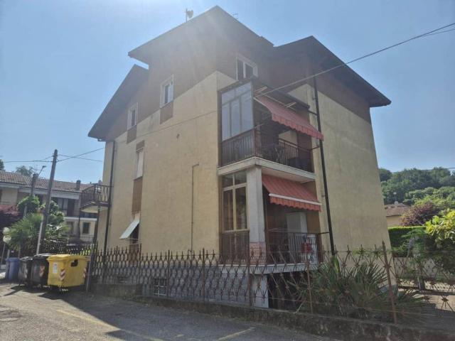 Villa Indipendente in vendita a Piemonte, Vercelli