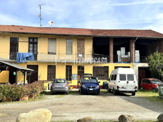 Villa Indipendente in vendita a Piemonte, Biella