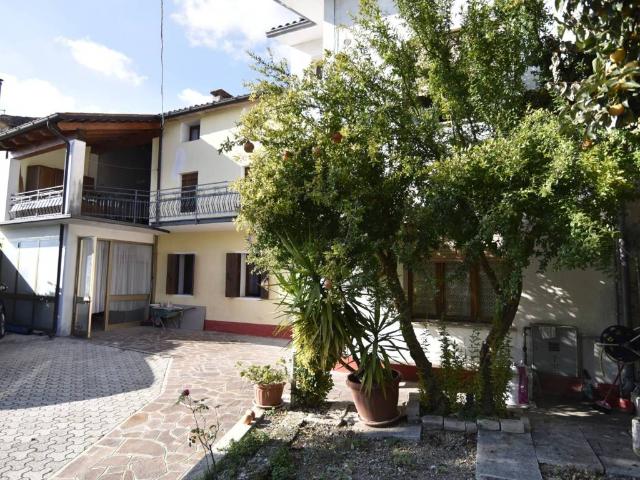Villa Indipendente in vendita a Pieve del Grappa, Borso Del Grappa