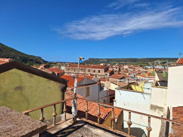 Villa Indipendente in vendita a Bosa, Sardigna/Sardegna