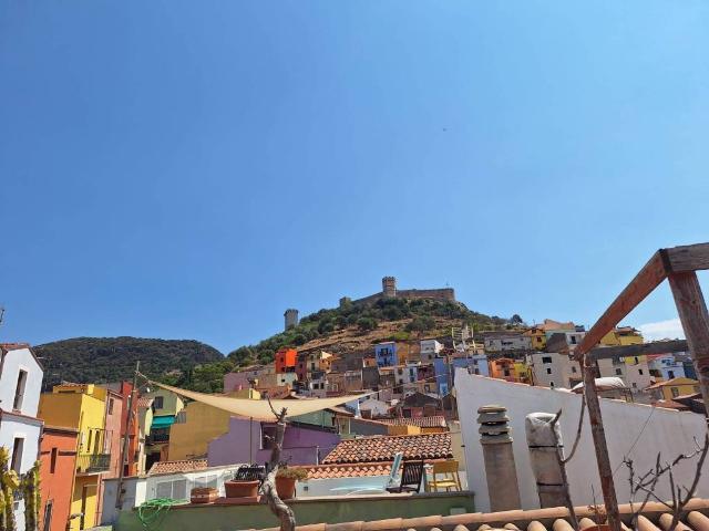 Villa Indipendente in vendita a Bosa, Sardigna/Sardegna